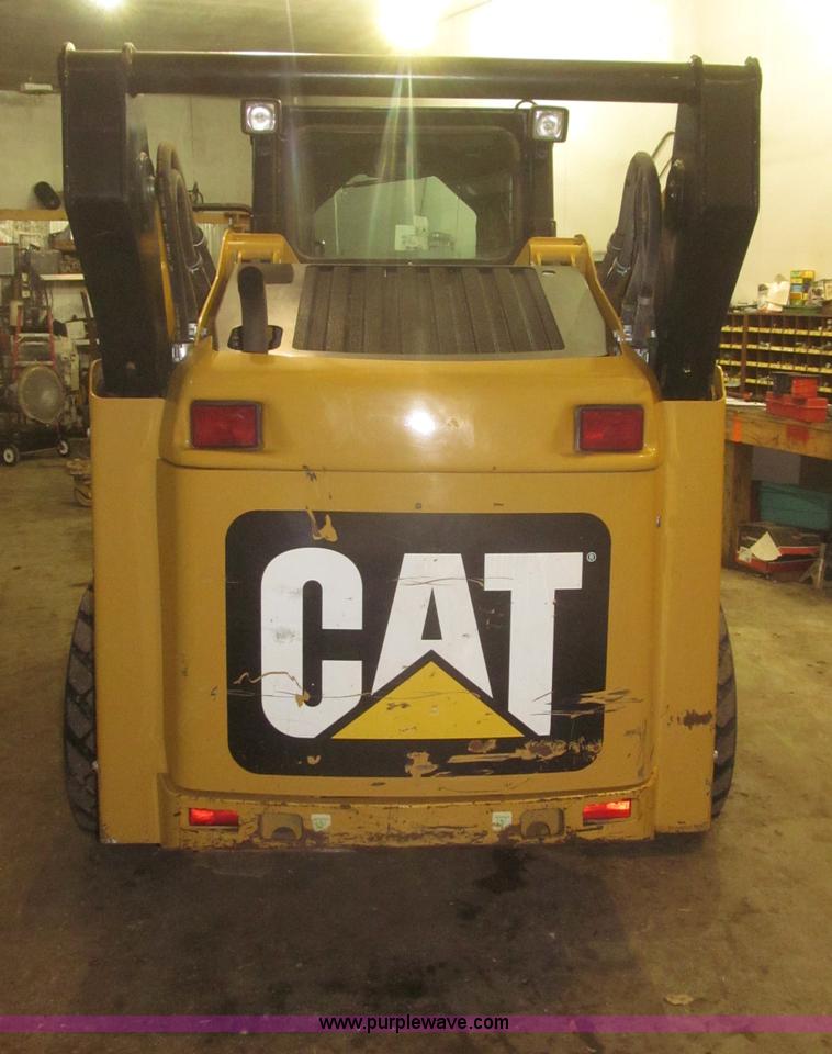 image for item F7258 2010 Caterpillar 252B Series 2 skid steer
