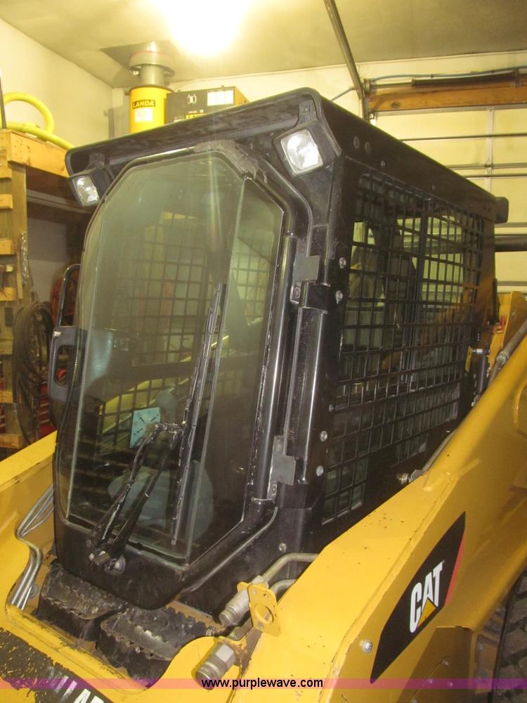 image for item F7258 2010 Caterpillar 252B Series 2 skid steer