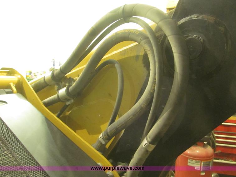 image for item F7258 2010 Caterpillar 252B Series 2 skid steer