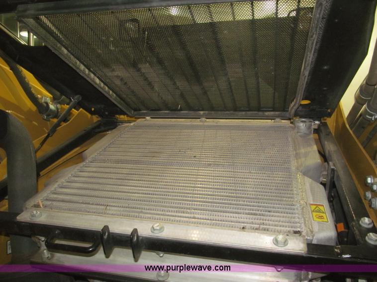 image for item F7258 2010 Caterpillar 252B Series 2 skid steer