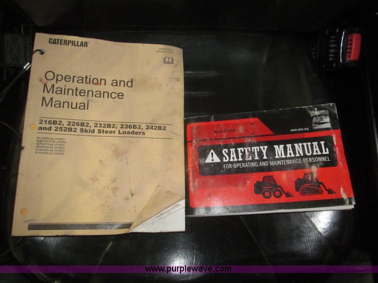 image for item F7258 2010 Caterpillar 252B Series 2 skid steer