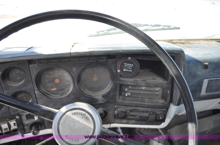 image for item G6386 1984 Chevrolet C70 service truck