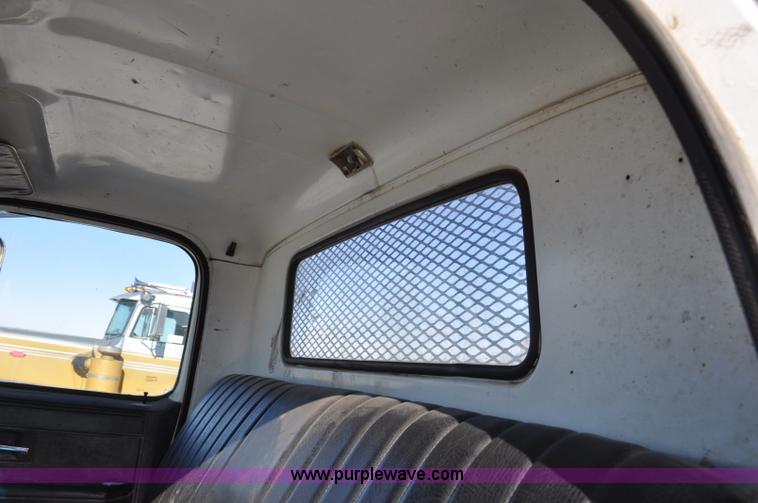 image for item G6386 1984 Chevrolet C70 service truck