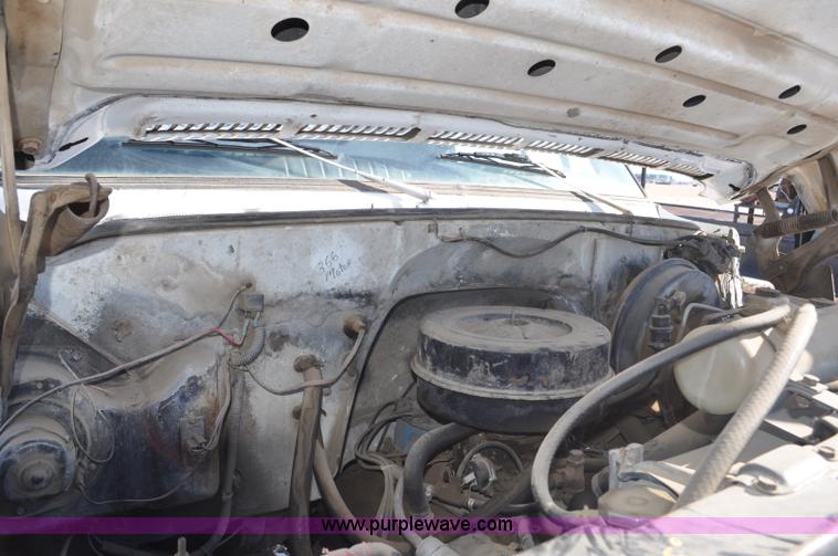 image for item G6386 1984 Chevrolet C70 service truck