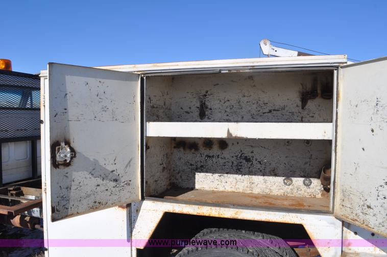 image for item G6386 1984 Chevrolet C70 service truck