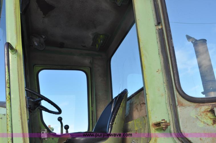 image for item G6392 1976 Terex 72-31 AA loader