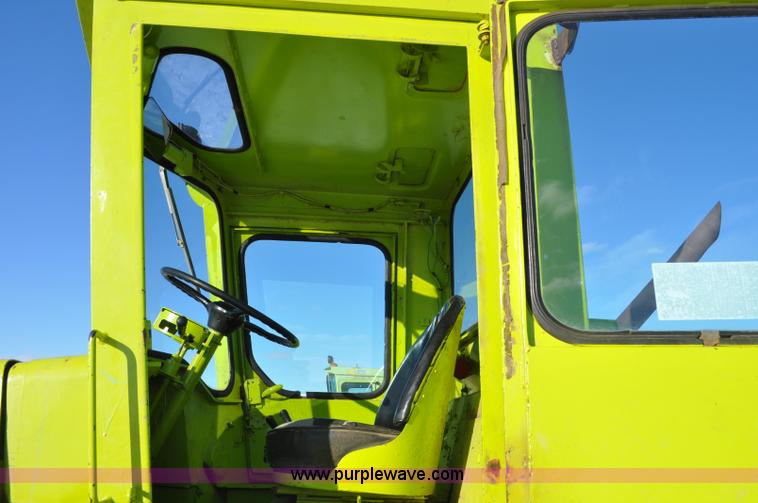 image for item G6393 1969 Terex 72-21 AA loader