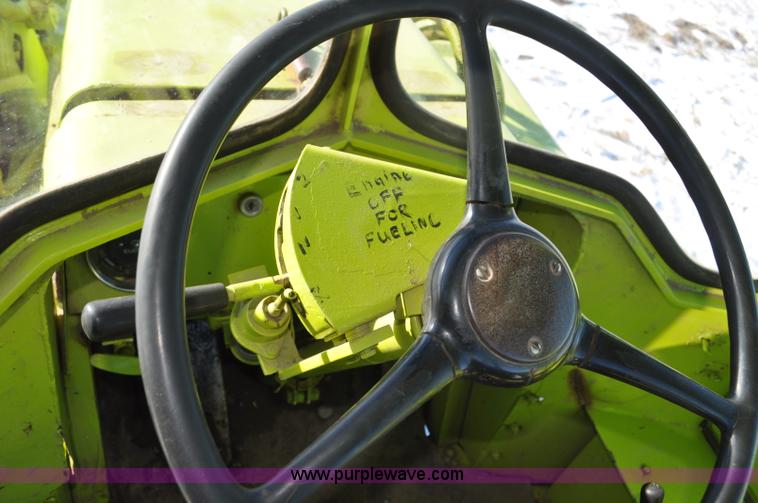 image for item G6393 1969 Terex 72-21 AA loader