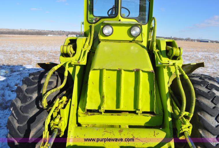 image for item G6393 1969 Terex 72-21 AA loader