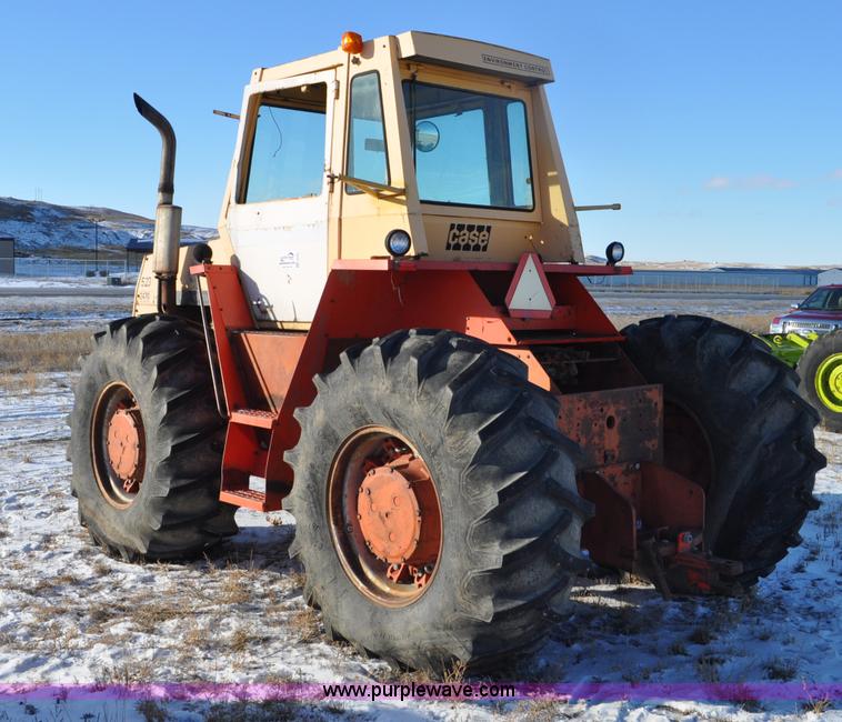 image for item G6394 1973 Case 2470 4WD tractor
