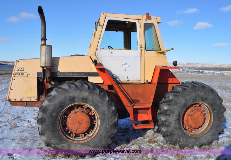 image for item G6394 1973 Case 2470 4WD tractor