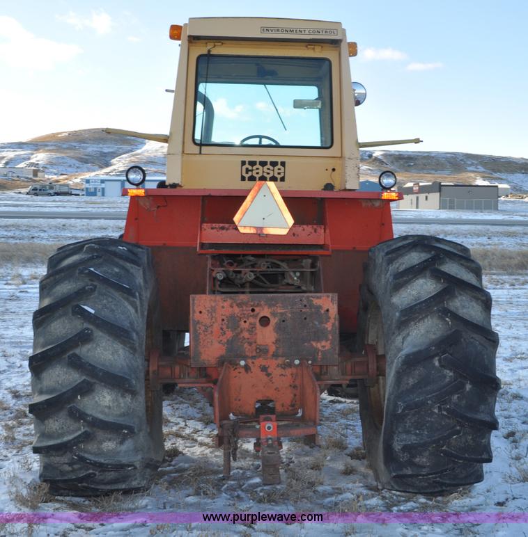 image for item G6394 1973 Case 2470 4WD tractor
