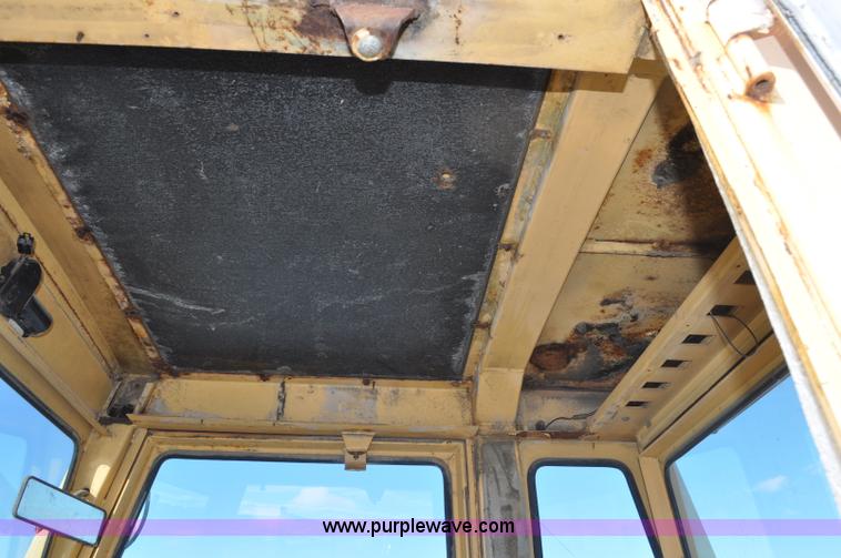 image for item G6394 1973 Case 2470 4WD tractor