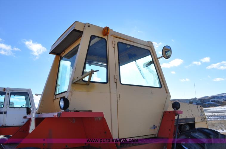 image for item G6394 1973 Case 2470 4WD tractor