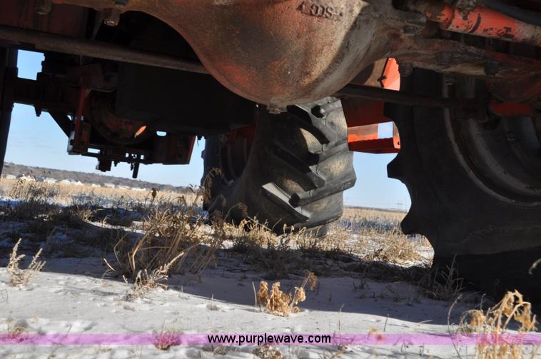 image for item G6394 1973 Case 2470 4WD tractor