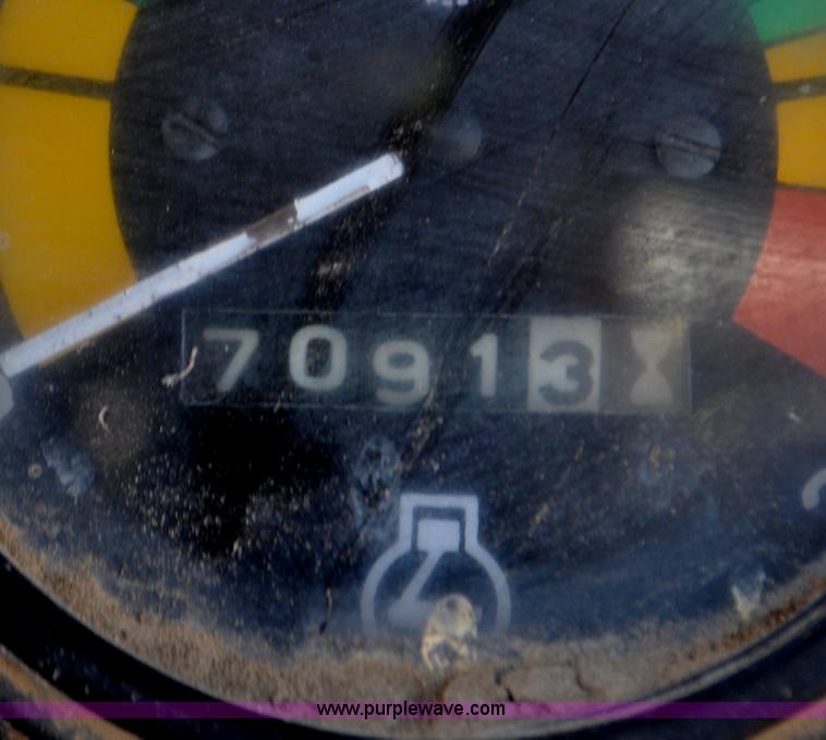 image for item G6394 1973 Case 2470 4WD tractor