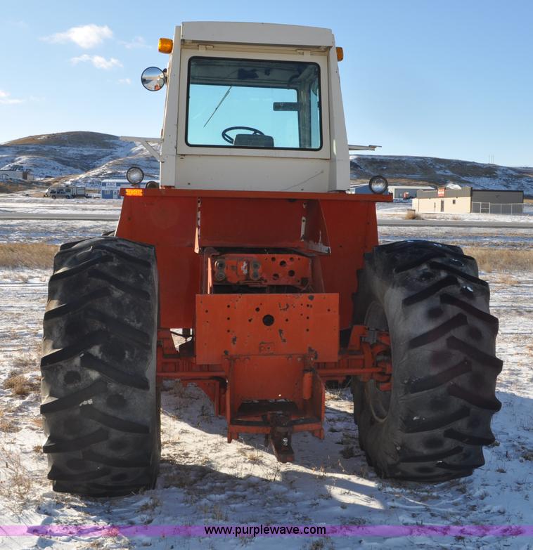 image for item G6396 1975 Case 2470 4WD tractor