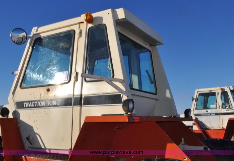 image for item G6396 1975 Case 2470 4WD tractor