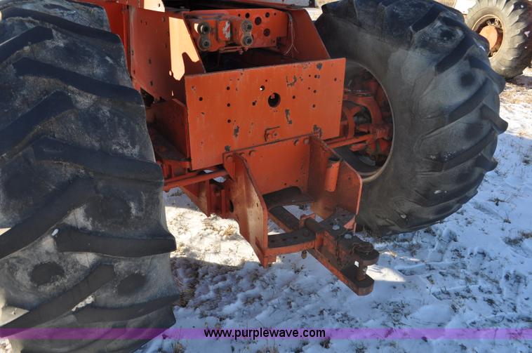 image for item G6396 1975 Case 2470 4WD tractor