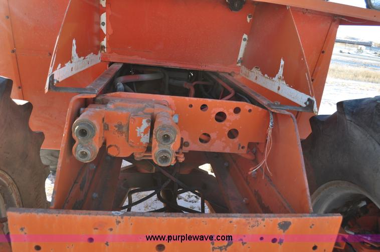 image for item G6396 1975 Case 2470 4WD tractor