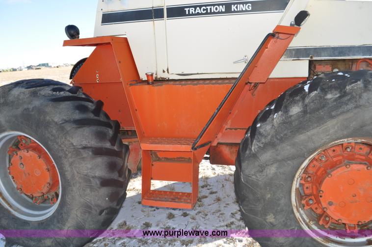image for item G6396 1975 Case 2470 4WD tractor