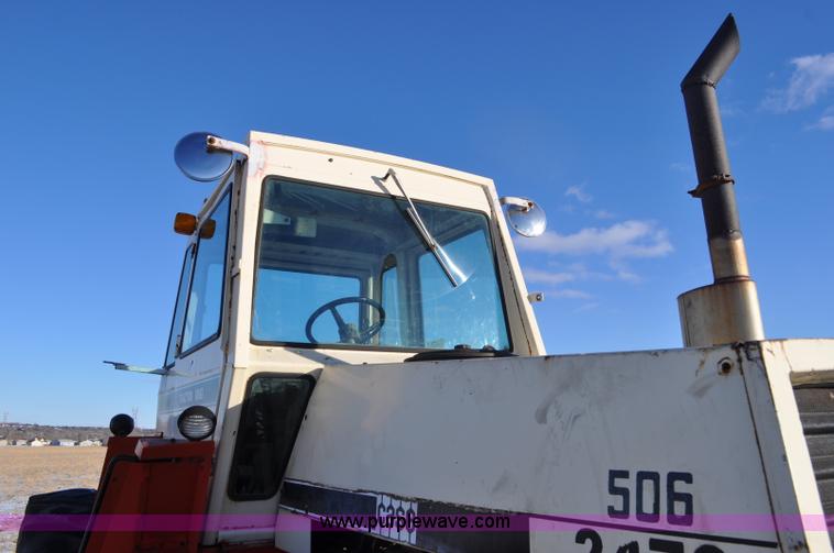 image for item G6396 1975 Case 2470 4WD tractor