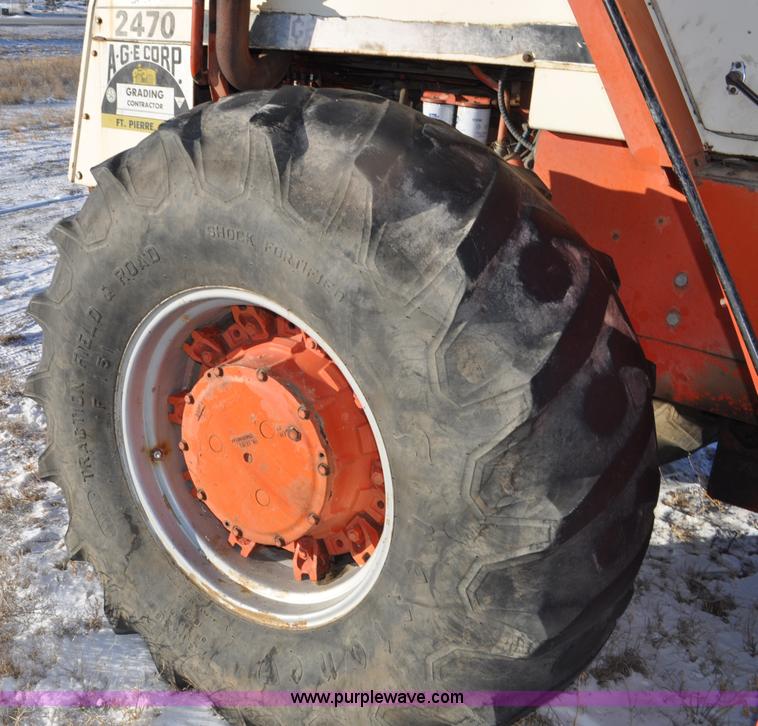 image for item G6396 1975 Case 2470 4WD tractor