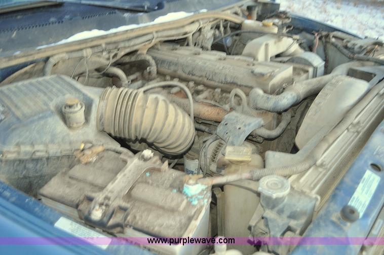 image for item G6401 2002 Dodge Ram 2500 Ext. Cab pickup truck