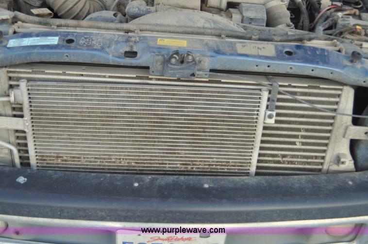 image for item G6401 2002 Dodge Ram 2500 Ext. Cab pickup truck