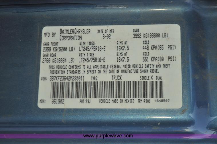 image for item G6401 2002 Dodge Ram 2500 Ext. Cab pickup truck