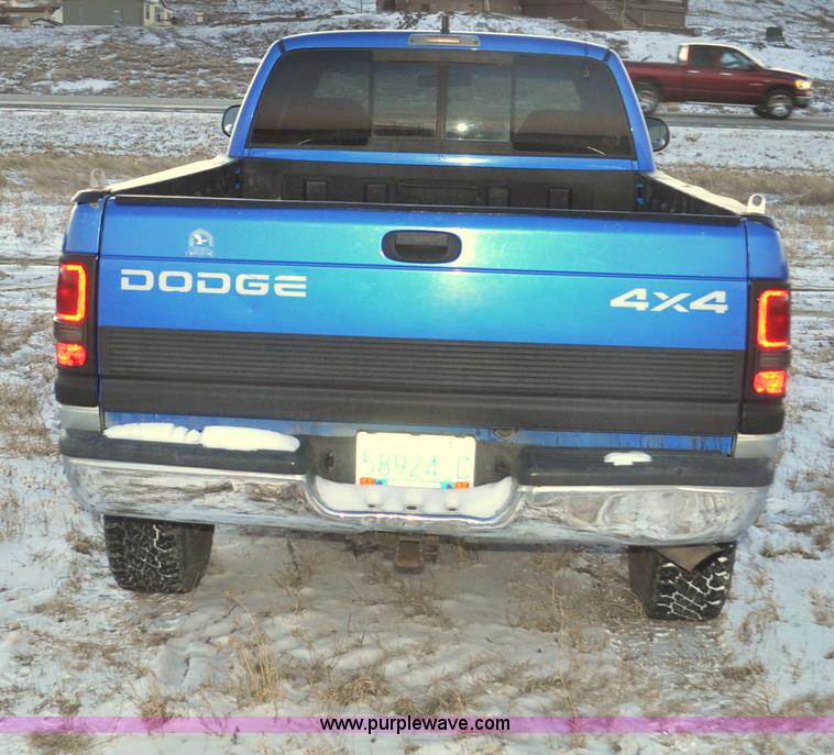 image for item G6402 1999 Dodge Ram 2500 Ext. Cab pickup truck