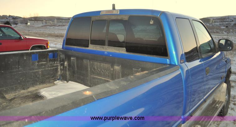 image for item G6402 1999 Dodge Ram 2500 Ext. Cab pickup truck