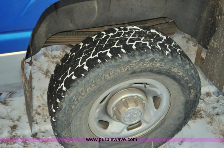 image for item G6402 1999 Dodge Ram 2500 Ext. Cab pickup truck