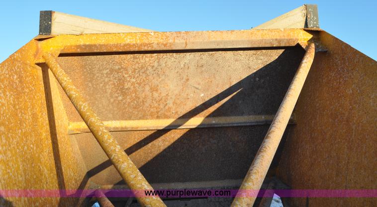 image for item G6405 1972 Load King triple axle belly dump trailer