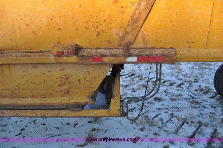 image for item G6405 1972 Load King triple axle belly dump trailer