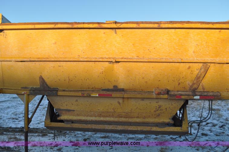 image for item G6405 1972 Load King triple axle belly dump trailer