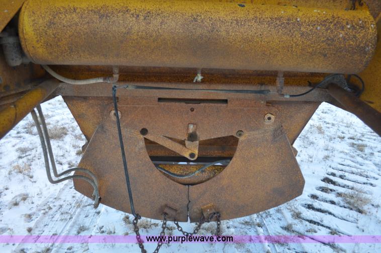image for item G6405 1972 Load King triple axle belly dump trailer