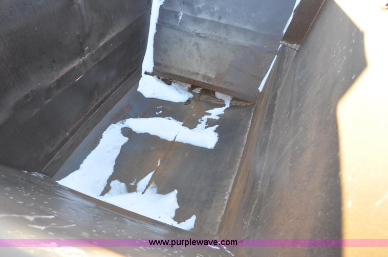 image for item G6405 1972 Load King triple axle belly dump trailer