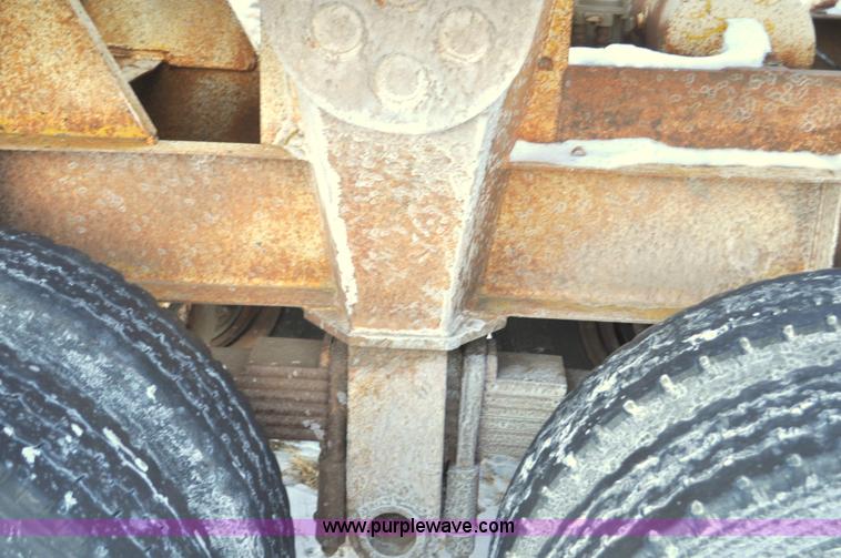 image for item G6406 1973 Fruehauf triple axle belly dump trailer