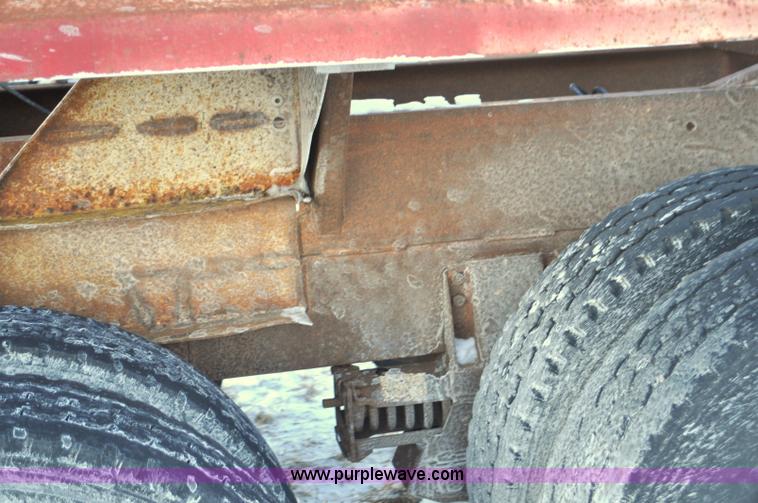image for item G6406 1973 Fruehauf triple axle belly dump trailer