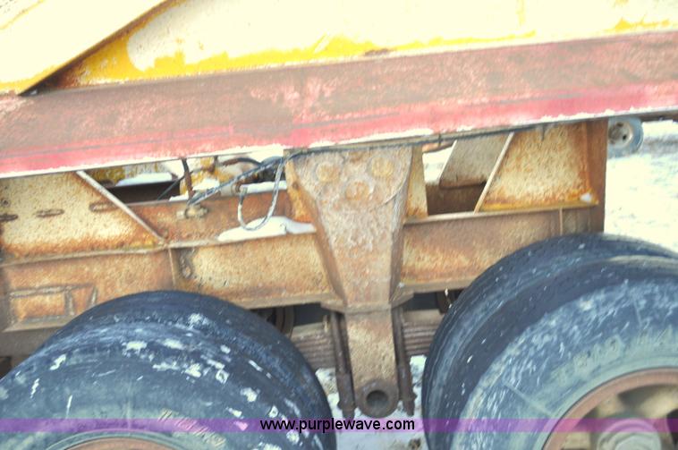 image for item G6406 1973 Fruehauf triple axle belly dump trailer