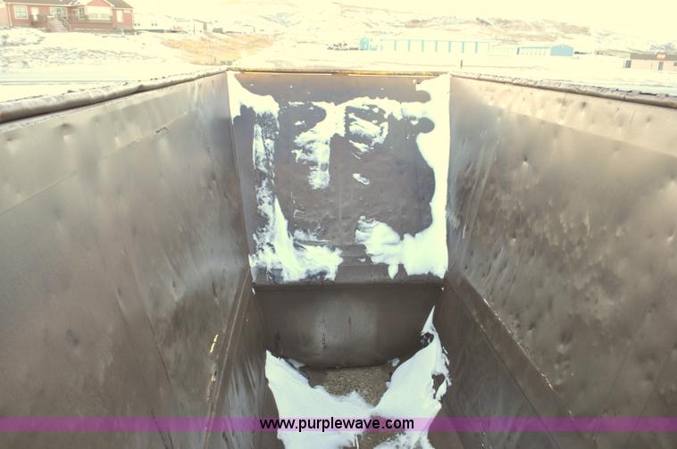 image for item G6406 1973 Fruehauf triple axle belly dump trailer