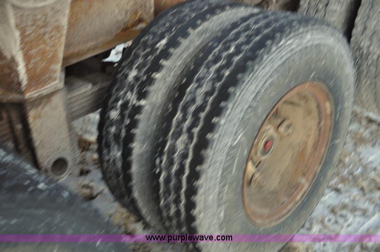 image for item G6406 1973 Fruehauf triple axle belly dump trailer