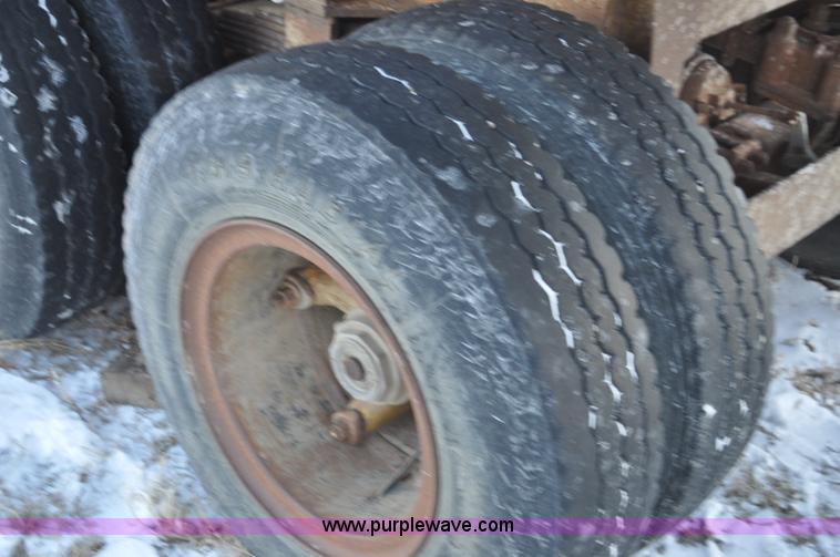 image for item G6406 1973 Fruehauf triple axle belly dump trailer