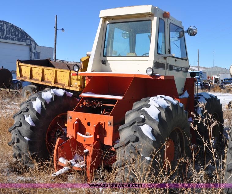 image for item G6407 1973 Case 2470 4WD tractor