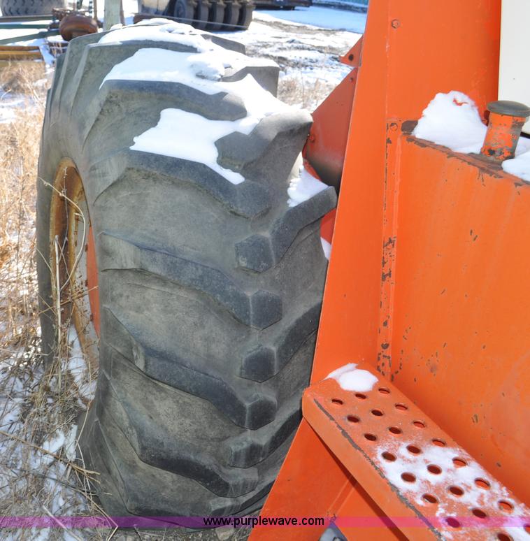 image for item G6407 1973 Case 2470 4WD tractor