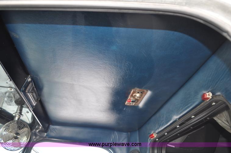 image for item G6416 1978 Peterbilt 359 semi truck