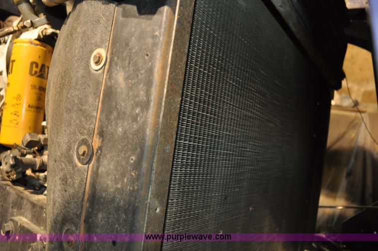 image for item G6416 1978 Peterbilt 359 semi truck