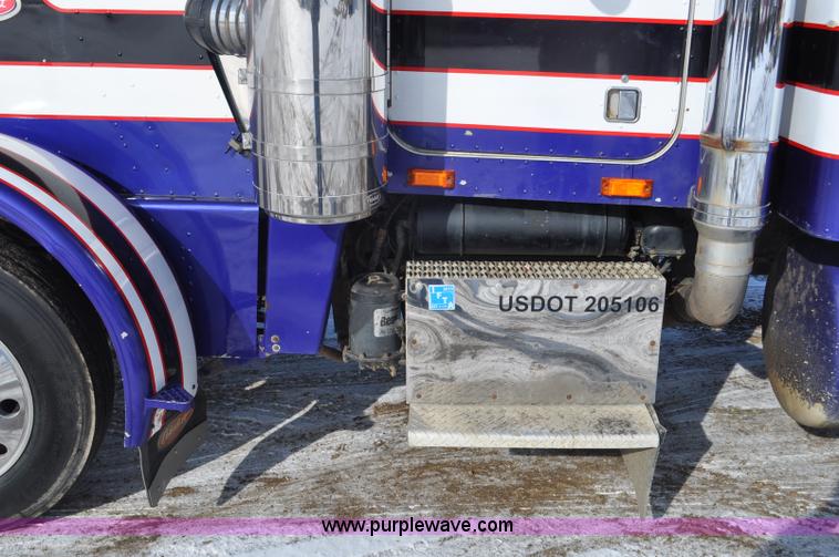 image for item G6416 1978 Peterbilt 359 semi truck