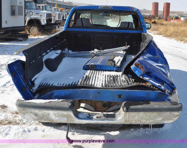image for item G6417 1999 Dodge Ram 2500 pickup truck